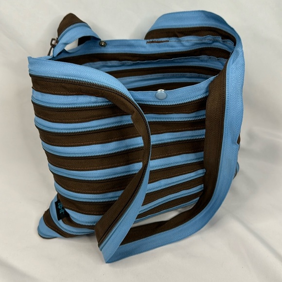 Super Fun Zip-It Zippered Tote - Picture 5 of 6